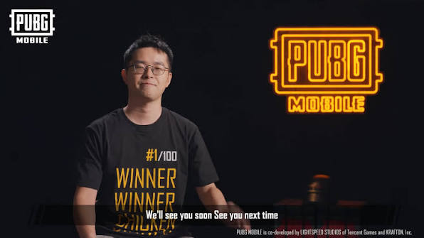 Pemain PUBG Mobile 2026 sedang bertarung dalam mode battle royale dengan grafis realistis terbaru